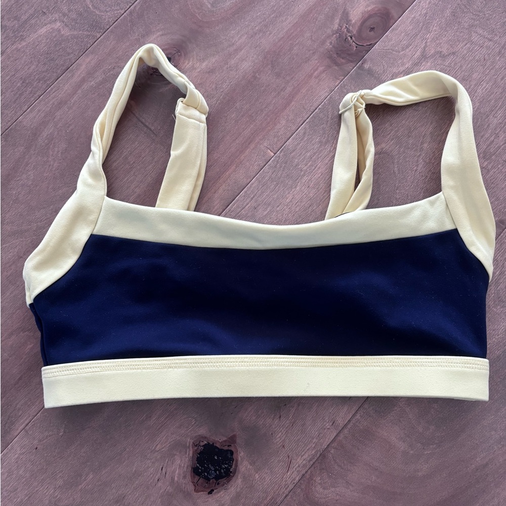 Form workout bra